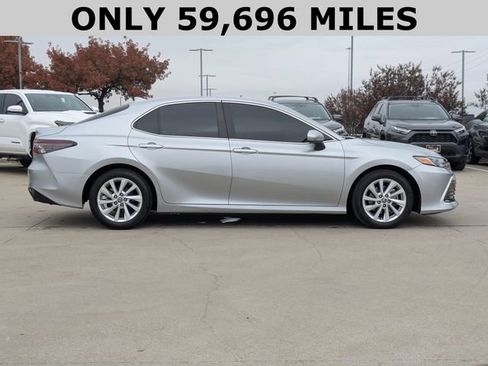 Used 2023 Toyota Camry LE image 4