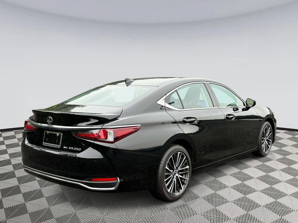 Used 2024 Lexus ES 250 w/ Premium Package AWD/4WD image 2