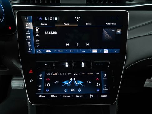 New 2025 Maserati Grecale Modena image 41