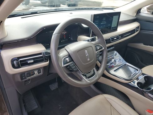 Certified 2022 Lincoln Nautilus Reserve image 13