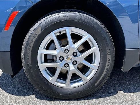 Used 2024 Chevrolet Equinox LS AWD/4WD image 7