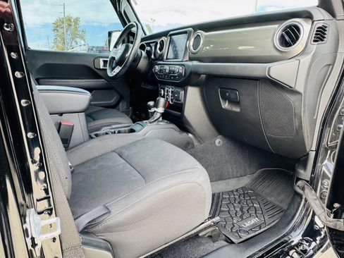 Used 2021 Jeep Wrangler Unlimited Sahara image 26