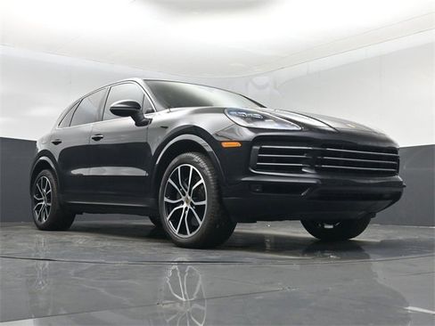 Used 2020 Porsche Cayenne S image 57