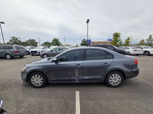Used 2015 Volkswagen Jetta S FWD image 2