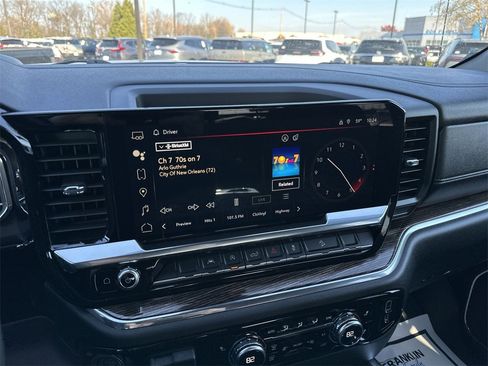 Used 2023 GMC Sierra 1500 Elevation image 16