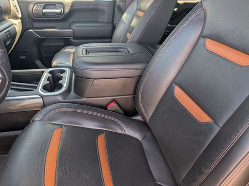 Used 2021 GMC Sierra 2500 AT4 w/ AT4 Premium Plus Package AWD/4WD image 13