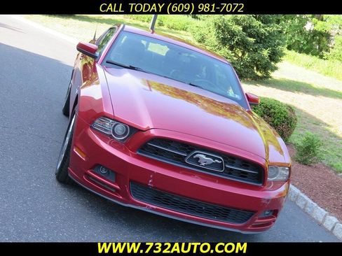 Used 2013 Ford Mustang Premium RWD image 14