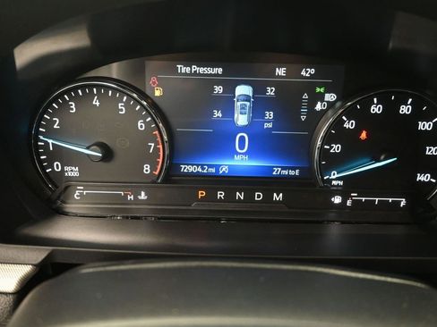 Used 2021 Ford Explorer XLT w/ Equipment Group 202A image 12