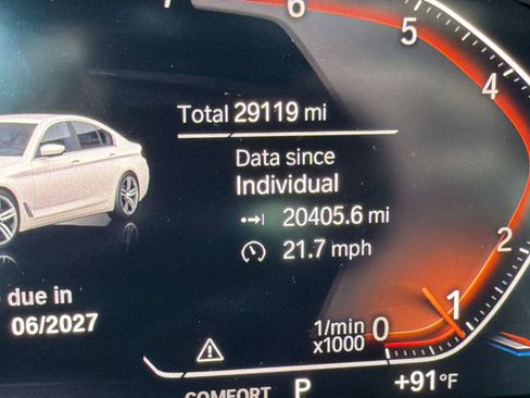 Used 2023 BMW 530i w/ Premium Package RWD image 19