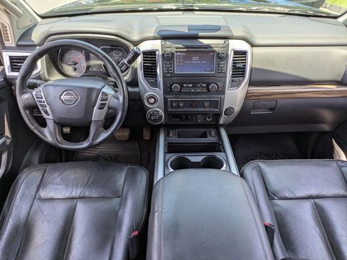 Used 2016 Nissan Titan SV AWD/4WD image 14