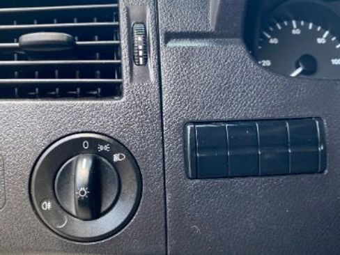 Used 2015 Mercedes-Benz Sprinter 3500 w/ Front Bench Seat Package image 19