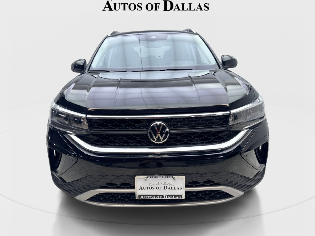 Used 2023 Volkswagen Taos SE AWD/4WD image 4