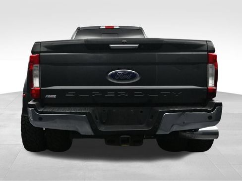 Used 2018 Ford F350 Lariat w/ Chrome Package AWD/4WD image 4