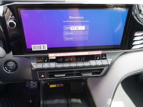 Used 2026 Toyota Camry SE FWD image 15