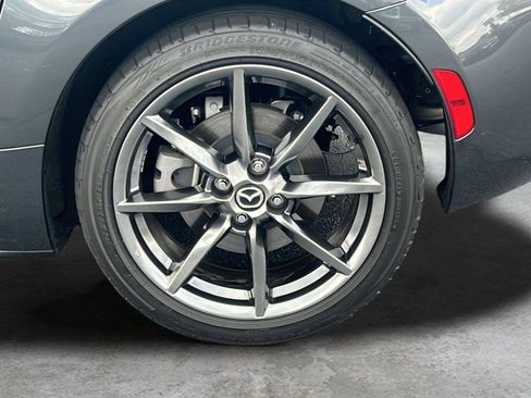 Used 2016 MAZDA MX-5 Miata Grand Touring RWD image 12