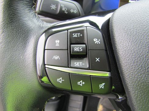 Used 2021 Ford Escape Titanium w/ Titanium Elite Package image 24