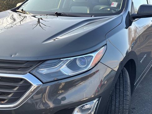 Used 2018 Chevrolet Equinox LS image 10