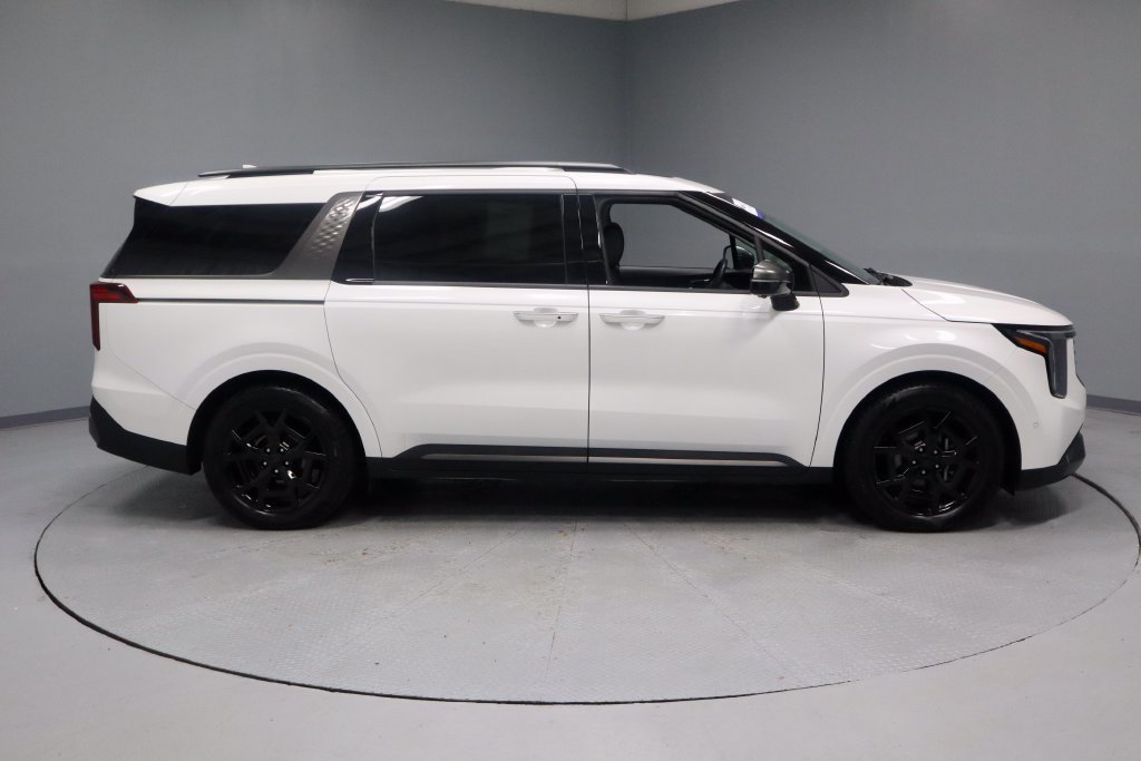 Used 2025 Kia Carnival SX Prestige FWD image 12