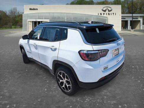 Used 2024 Jeep Compass Limited AWD/4WD image 5