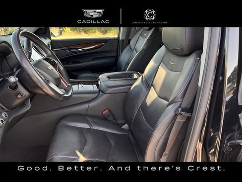 Used 2020 Cadillac Escalade Luxury AWD/4WD image 21