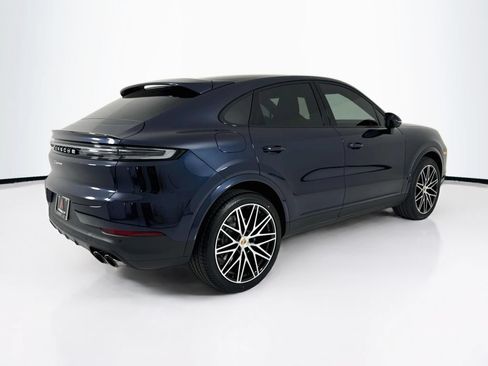 New 2026 Porsche Cayenne Coupe AWD/4WD image 9