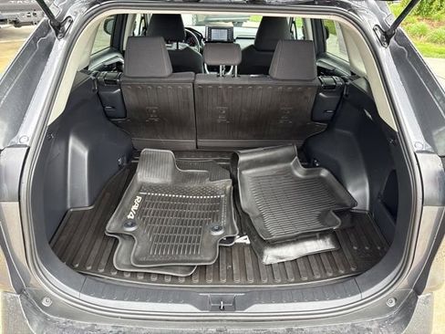 Used 2020 Toyota RAV4 LE w/ All Weather Liner Package AWD/4WD image 25