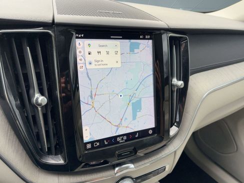 Used 2023 Volvo XC60 B5 Ultimate image 23