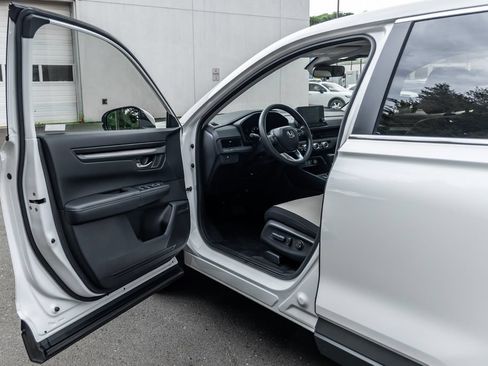 Used 2024 Honda CR-V EX image 24