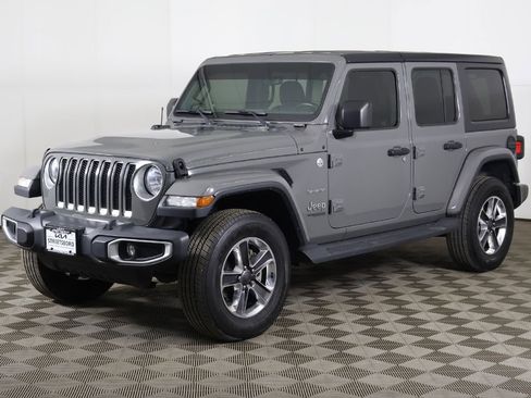 Used 2021 Jeep Wrangler Unlimited Sahara w/ Uconnect 4C Nav & Sound Group AWD/4WD image 5