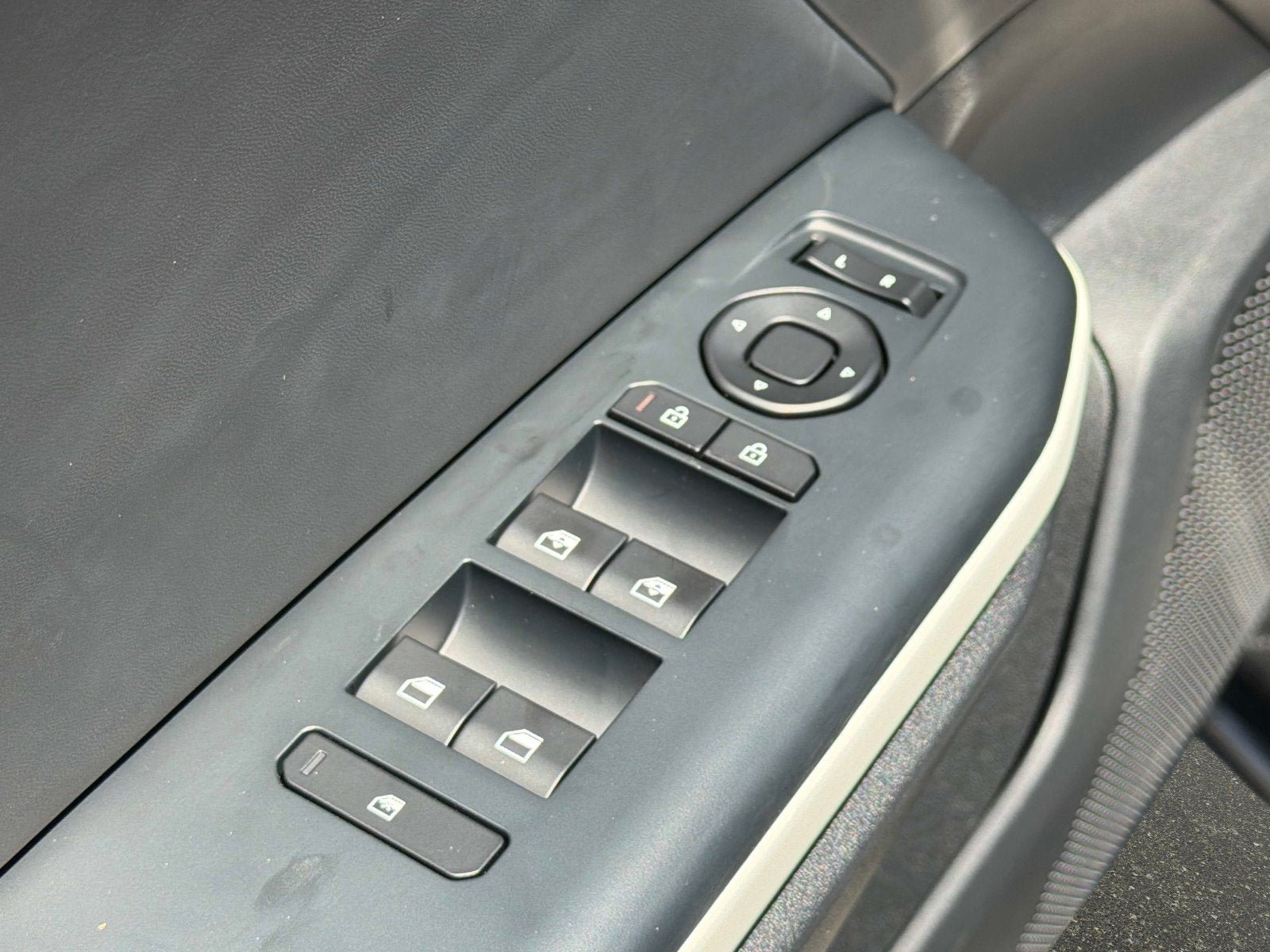 New 2026 Kia K4 GT-Line FWD image 14