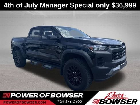 Used 2024 Chevrolet Colorado Trail Boss w/ Advanced Trailering Package AWD/4WD image 10