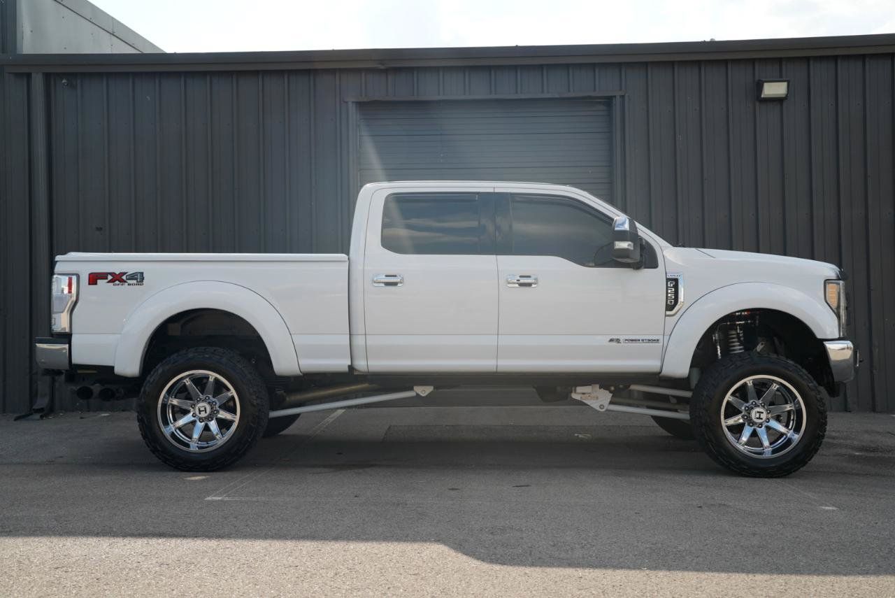 Used 2018 Ford F250 Lariat w/ Lariat Ultimate Package AWD/4WD image 6