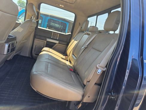 Used 2018 Ford F150 Lariat w/ Equipment Group 502A Luxury AWD/4WD image 7