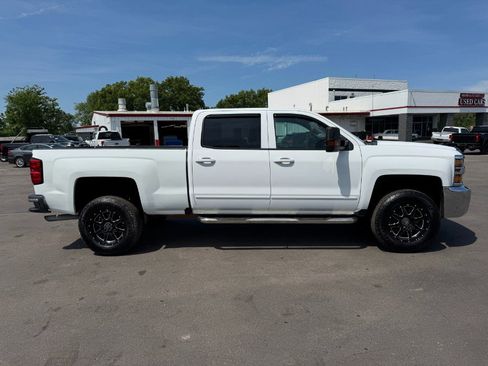 Used 2016 Chevrolet Silverado 3500 LT AWD/4WD image 6