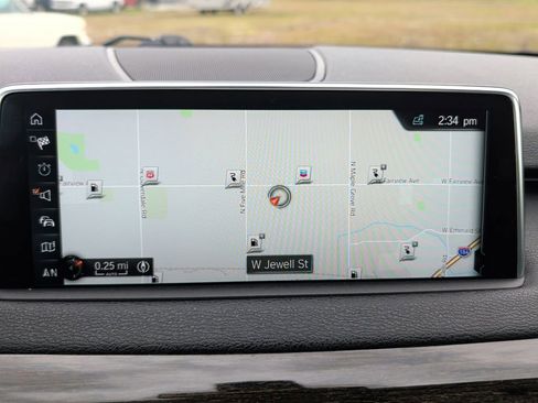 Used 2017 BMW X5 xDrive40e AWD/4WD image 18