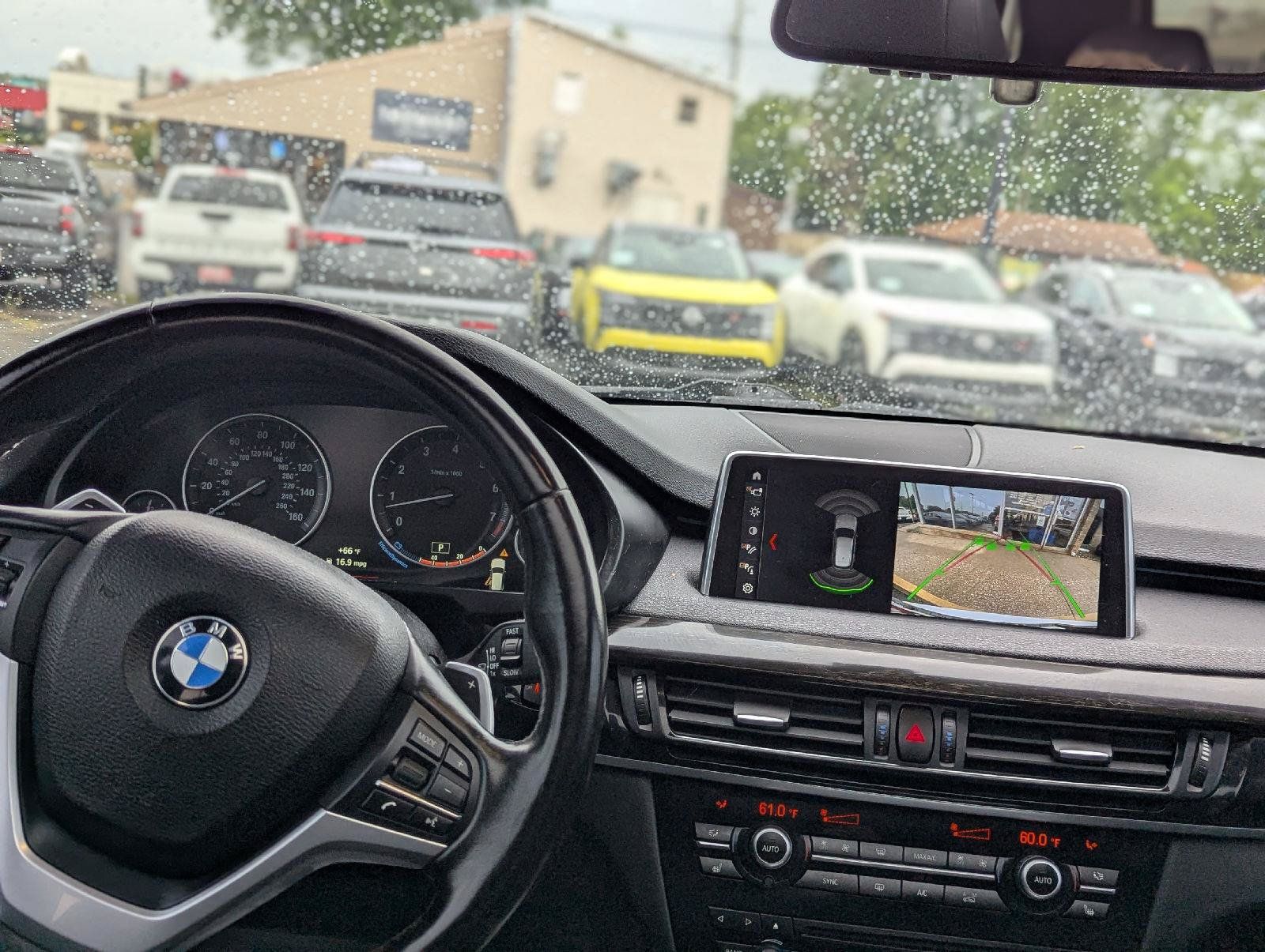 Used 2018 BMW X5 xDrive35i w/ Premium Package AWD/4WD image 3