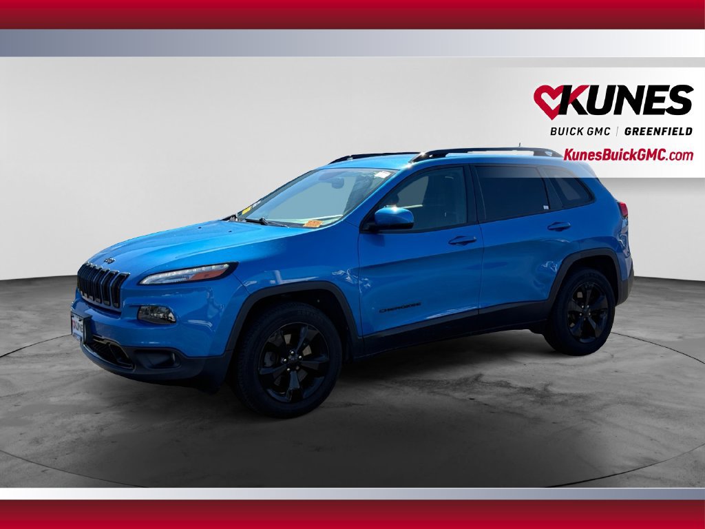 Used 2018 Jeep Cherokee Latitude w/ Altitude Package AWD/4WD image 4