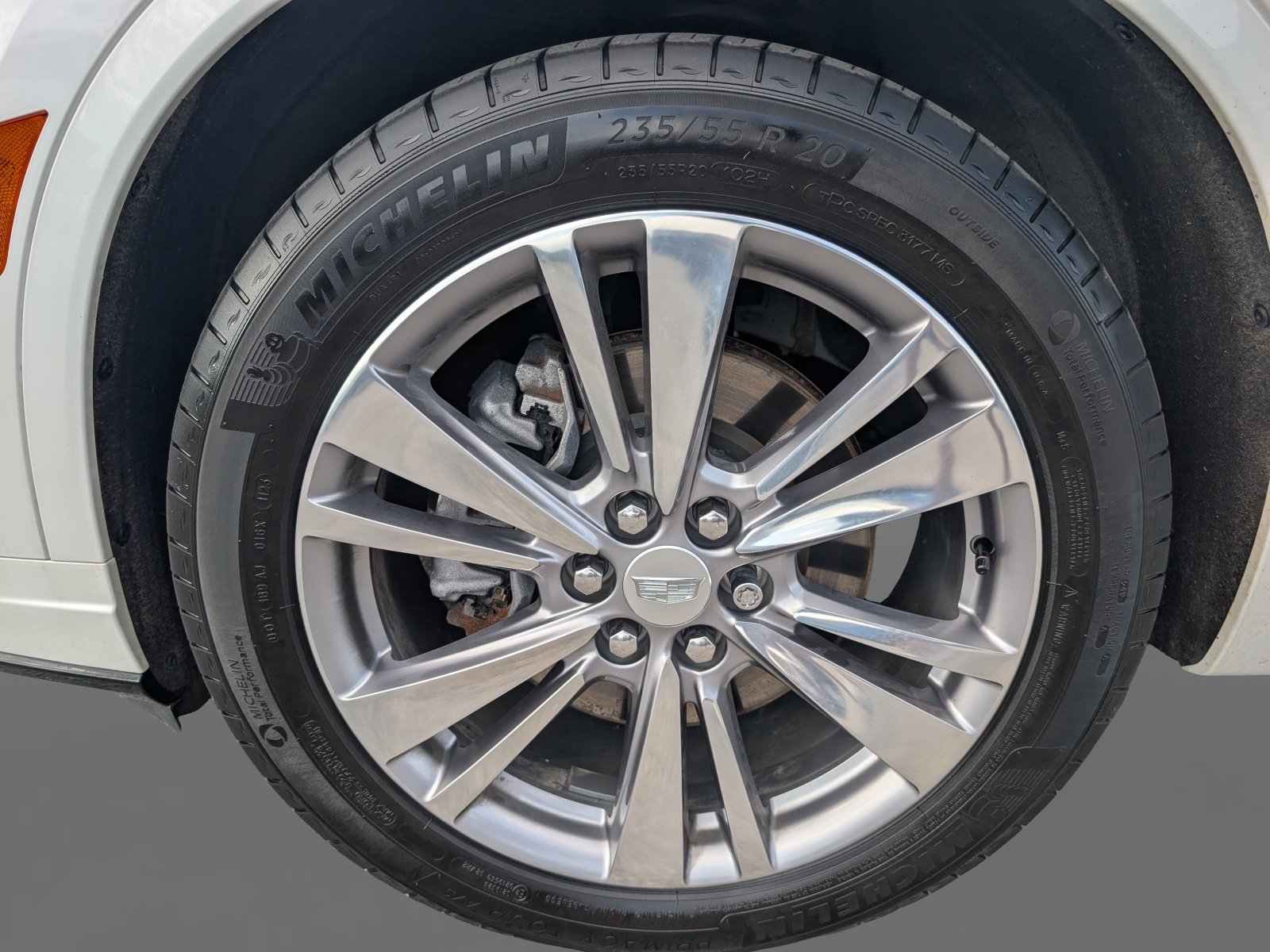 Used 2023 Cadillac XT6 Premium Luxury w/ Technology Package AWD/4WD image 25
