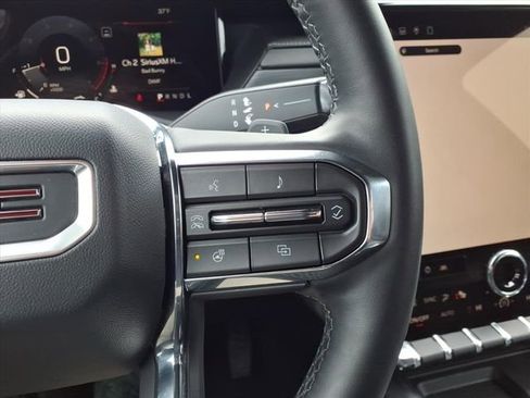 Used 2025 GMC Acadia Elevation image 38