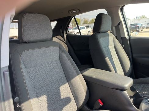 Used 2022 Chevrolet Equinox LT image 59