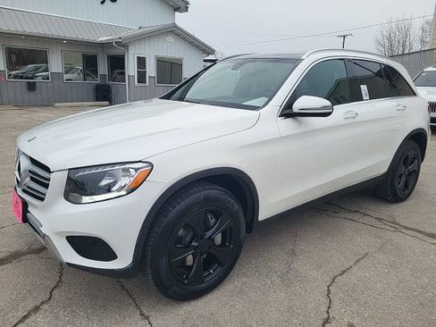 Used 2018 Mercedes-Benz GLC 300 4MATIC image 21