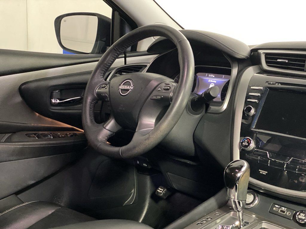 Used 2023 Nissan Murano SL FWD image 10