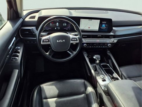 Used 2025 Kia Telluride S FWD image 13