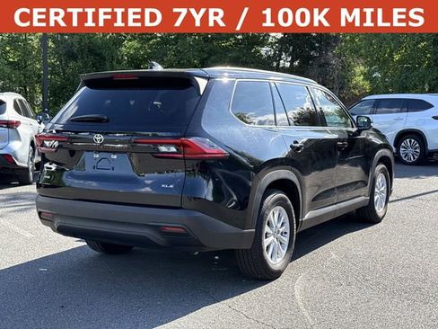 Used 2025 Toyota Grand Highlander AWD image 2