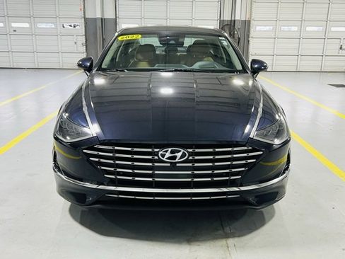 Used 2022 Hyundai Sonata Limited w/ Cargo Package image 15