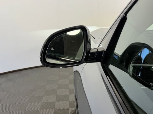 Used 2026 BMW X7 xDrive40i image 23