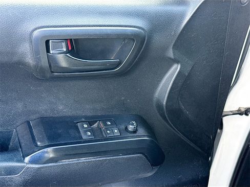Used 2021 Toyota Tacoma SR image 19
