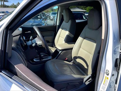 Used 2016 GMC Canyon SLT w/ Driver Alert Package image 8