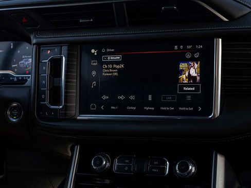 Used 2024 GMC Yukon Denali AWD/4WD image 21
