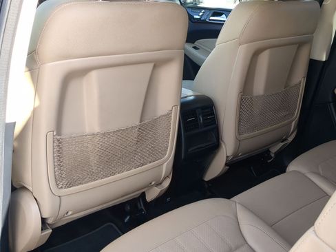 Used 2019 Mercedes-Benz GLS 450 4MATIC image 23